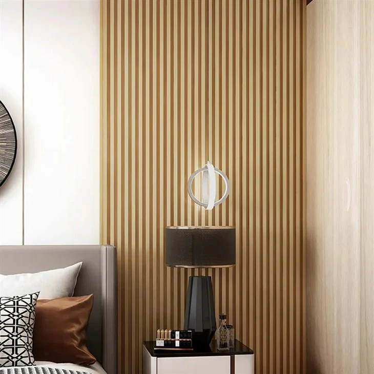 Panells WPC barats per a parets interiors